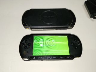 2 PSP STREET E1004 Negra