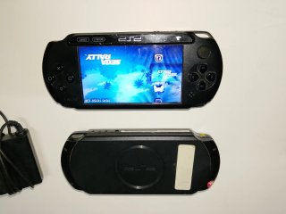 2 PSP STREET E1004 Negra