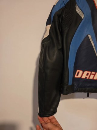 Chaqueta Dainese Azul y Blanca