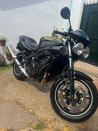 Triumph Speed Four 600