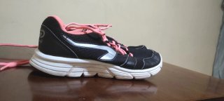 Zapatillas Kalenji Mujer Negras y Rosas