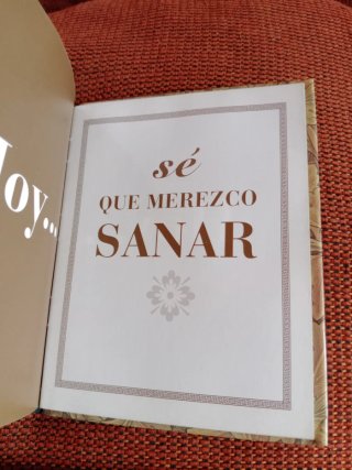 LOUISE L. HAY - PENSANDO CON AMOR LIBROS AUTOAYUDA