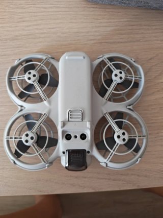 DJI Neo + Care Refresh hasta 09.2026