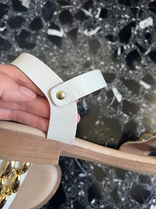 Sandalo donna con catena oro