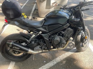 Honda CB650R 2023 Garantía hasta 2028 Full Extras