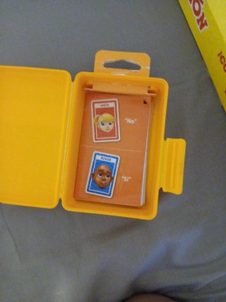 Juego Operación Hasbro quien es quien para avion.