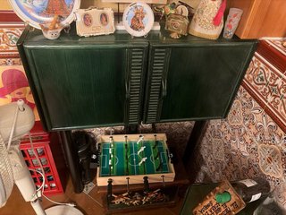 Mueble auxiliar madera verde