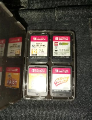 Nintendo Switch con juegos y accesorios