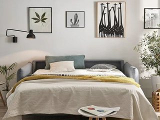 Sofa cama italiano Edmonton