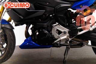 BMW F 900 XR