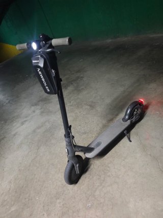 Patinete Xiaomi Essential 365.