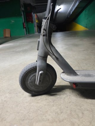 Patinete Xiaomi Essential 365.