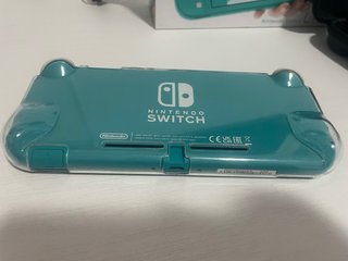 Nintendo Switch Lite Verde + Funda + 3-Juegos