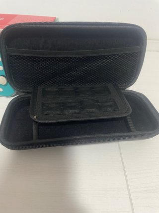 Nintendo Switch Lite Verde + Funda + 3-Juegos