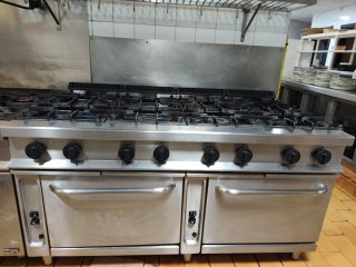 REBAJADO URGE VENDER!!Cocina Industrial Gas 8Fuego