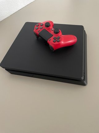 Ps4 Slim 1TB Negra con mando original