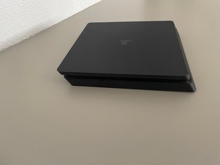 Ps4 Slim 1TB Negra con mando original