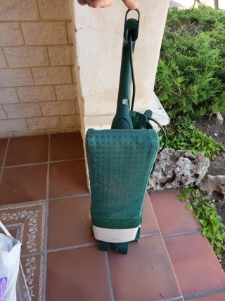 Aspiradora Vorwerk VK 122 Con todos sus accesorios