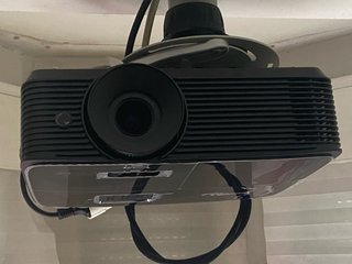 Proyector Negro y Plateado