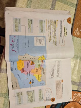 Ciencias Sociales 3.
