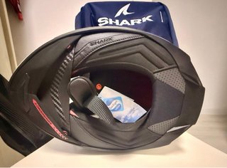 Casco Shark Full Carbon BMW M