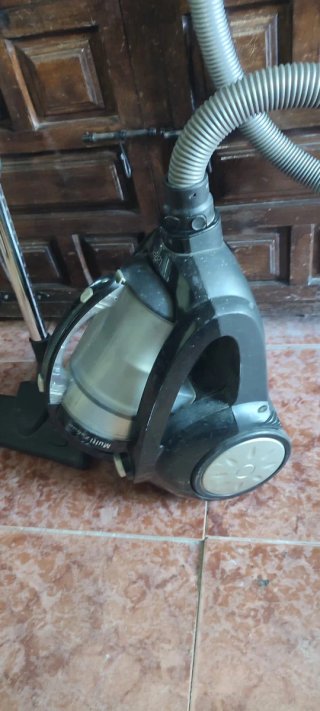 Aspiradora Sin Bolsa Lazer