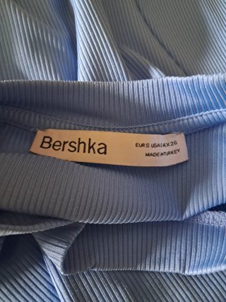 Vestido Bershka azul corto entallado