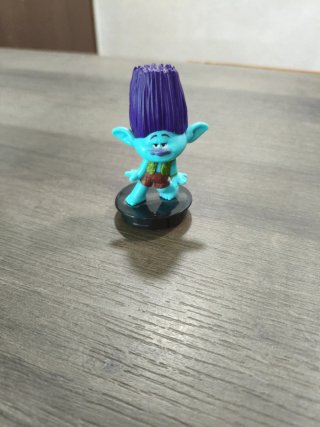 Vaso Trolls Band Together con figura