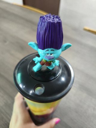 Vaso Trolls Band Together con figura