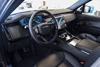 Land Rover Range Rover Sport 460PS Dynamic SE 2024