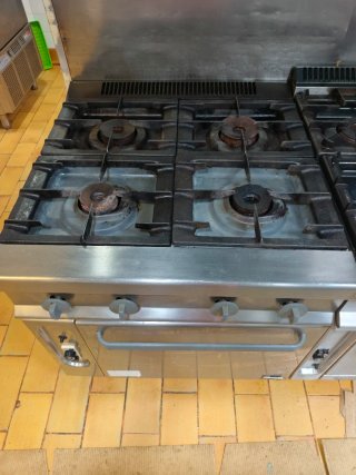 REBAJADO URGE VENDER!! Cocina Industrial Gas4Fuego