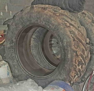 2 Cubiertas Michelin 650/65R42.