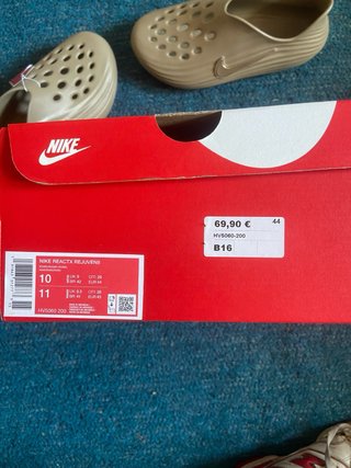Nike ReactX Rejuven8 Beige Talla 44