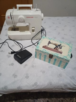 Máquina de coser Singer Start portátil