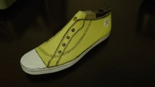 Horma de zapato antigua decorada