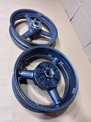 Llantas Suzuki GSXR 600/750 SRAD