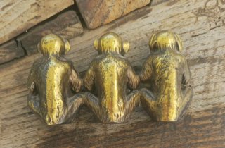 Monos Sabios Bronce