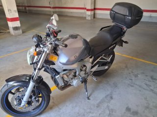 Yamaha FZ6 Naked Negra/Gris