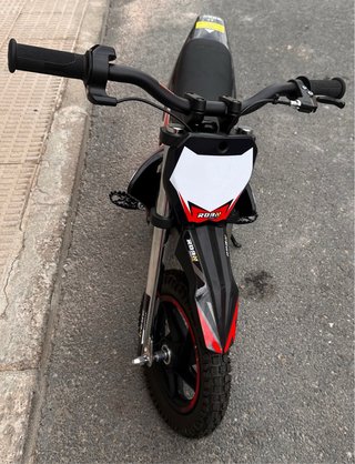 Moto Eléctrica ROAN Motocross Roja y Negra Nueva
