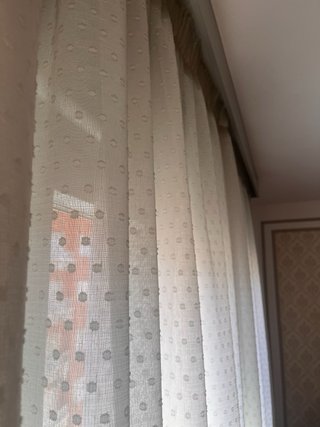 Cortinas beige de tela