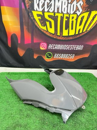 Tapa y Plástico Depósito Yamaha TMAX 500 (08-11)