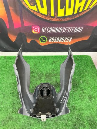 Tapa y Plástico Depósito Yamaha TMAX 500 (08-11)