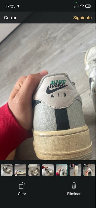 Nike Air Force 1 grises y negras
