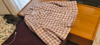 Traje de chaqueta y falda beige
