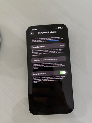 iPhone 14 Plus midnight