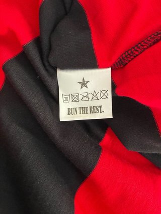 Polo Corteiz Rayas Rojas y Negras