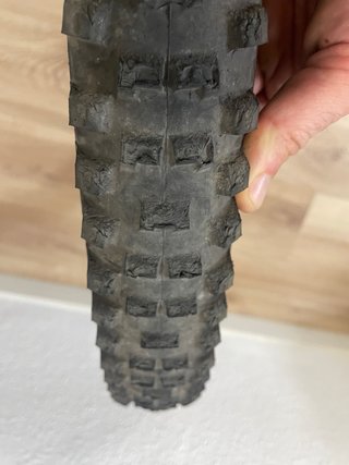 Cubierta Schwalbe Big Betty 27.5x2.40 Bike Park