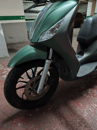 Piaggio Medley 125 S Verde Militar