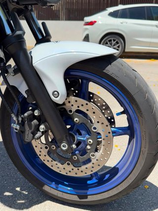 Suzuki SV650 Naked Azul/Blanco