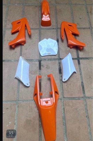 Plásticos Pit Bike Naranja y Blanco